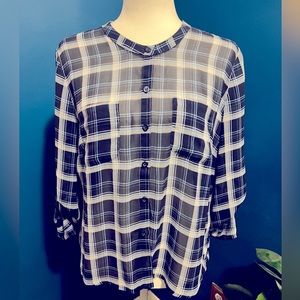NY&CO Blue Plaid Opaque Buttondown